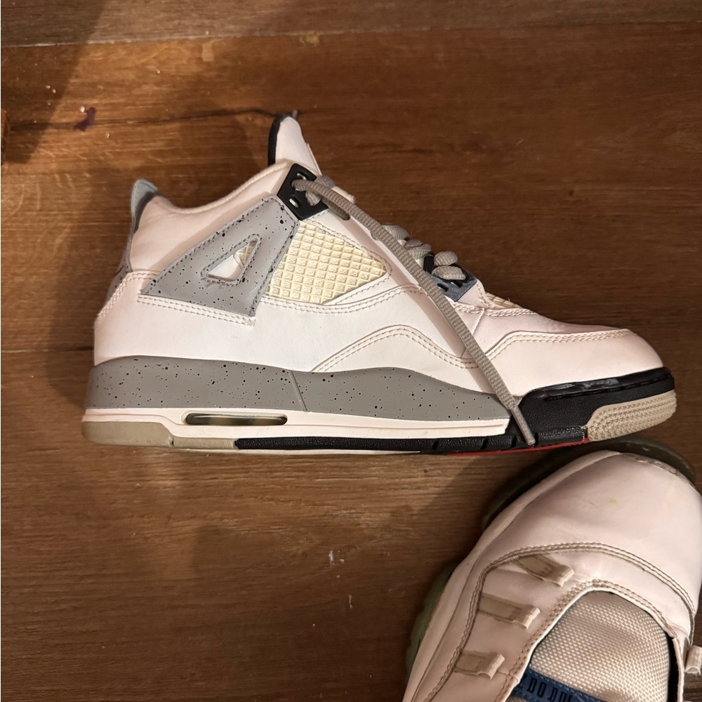 Air Jordan 4 Retro OG BG 2016 Sz. 7Y “White Cement” Sz. 7Y 836016-192 🔥🔥 - Picture 7 of 8
